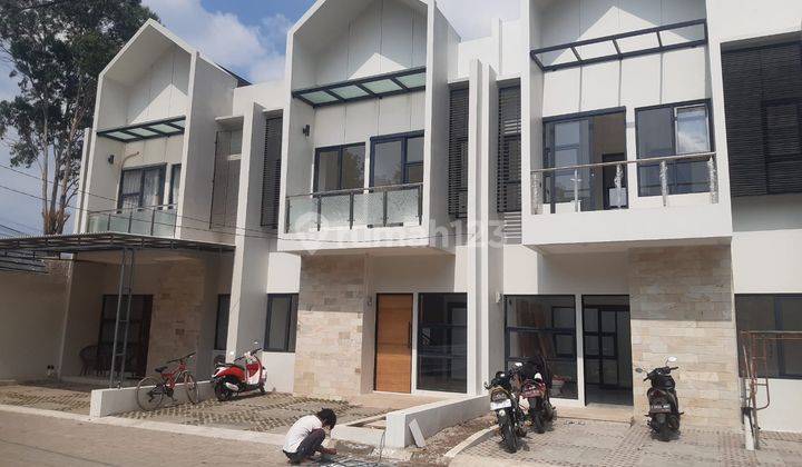 Rumah 2 Lantai Ready Stock di Cluster Arcamanik Kota Bandung 2