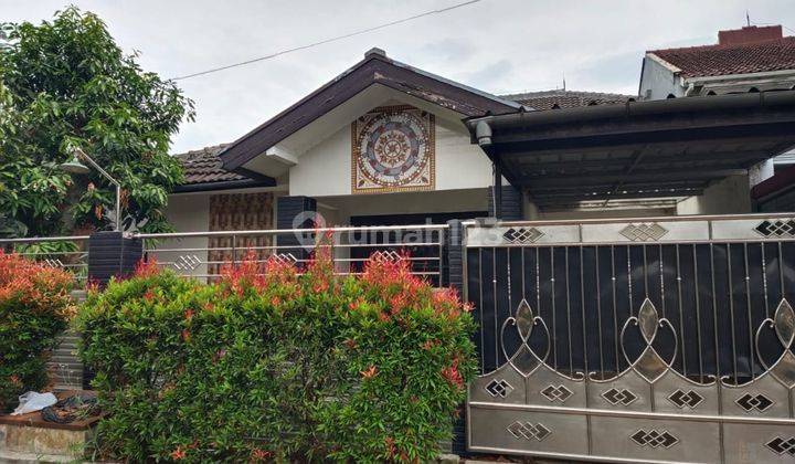 Jual Rumah Kokoh Strategis di Komplek Arcamanik Endah Bandung 1