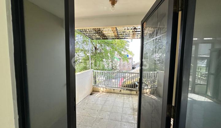 Rumah 2 Lantai Posisi Hook di Komplek Ciwastra Buahbatu Bandung 2