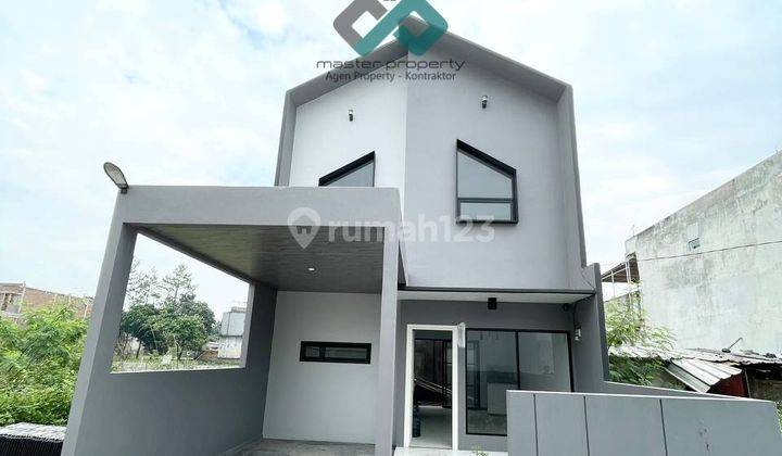 Jual rumah 2 lantai siap huni strategis di Cluster Panyileukan 2