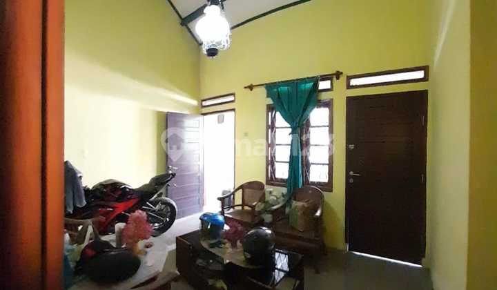 Selling fast house near Margahayu Raya Buahbatu, Bandung City. 2