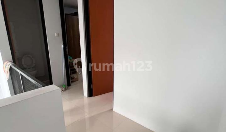 Rumah 2 Lantai Nyaman Terawat di Komplek Bumi Adipura Gedebage 1