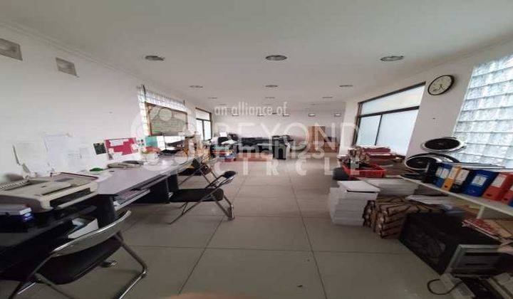 Rumah Plus Kantor Dan Gudang Yang Luas Dan Lebar Di Sayap Veteran 1