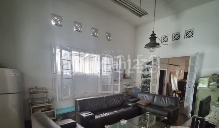 Rumah Keren Di Sayap Riau Re Martadinata Cihapit Bandung Kota 2