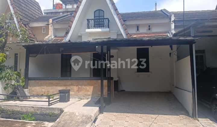 Disewakan Rumah Siap Huni di Cluster Taman Victoria, Sentul City