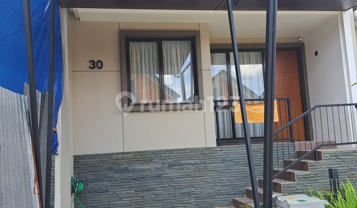 Disewakan Rumah Baru di Cluster Parkville Sentul City - 2 KT, Harga 45 Juta/Tahun Disewakan Rumah Baru di Cluster Parkville Sentul City - 2 KT, Harga 45 Juta/Tahun