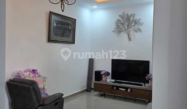 For Sale New Furnished House in Udayana Cluster, Sentul City 2