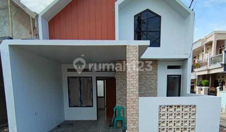 Dijual Rumah 2 Lantai Akses Tol Jatiwarna 1
