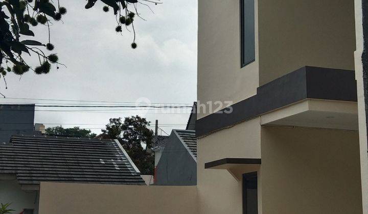 Rumah Minimalis 2 Lantai Dekat Monumen Pancasila Sakti 2