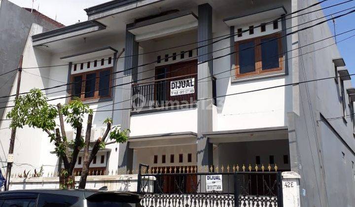 Rumah Bagus 2.5 Lantai Di Rawamangun 1