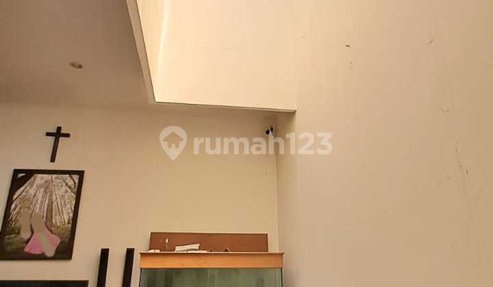 Rumah Hoki di TKI 2 Patung Kuda, Bandung 2