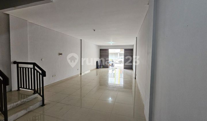 Ruko Msquare di Cibaduyut Bandung.