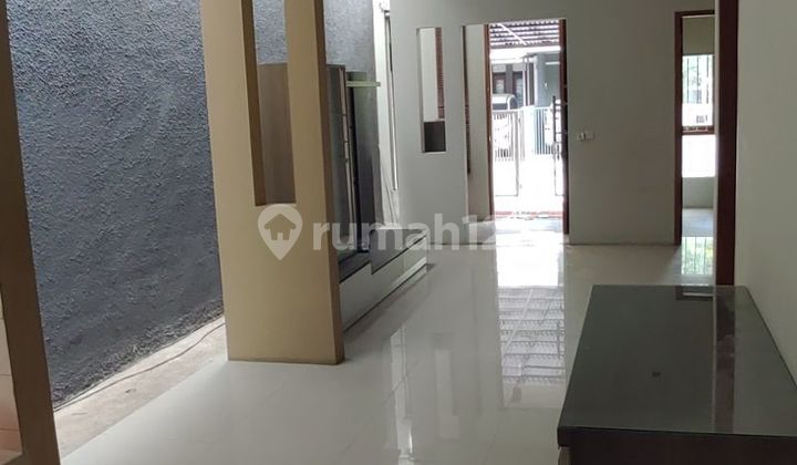 Rumah di Taman Holis Indah 2 Bandung 2