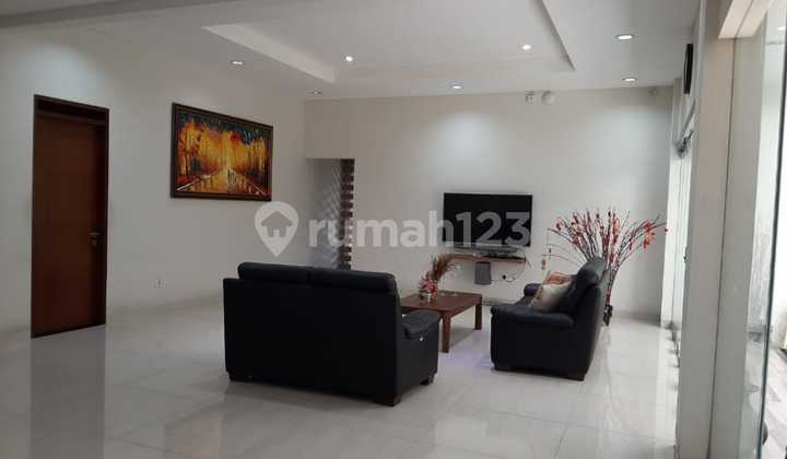 Rumah Strategis Di Taman Kopo Indah 2 Bandung 2