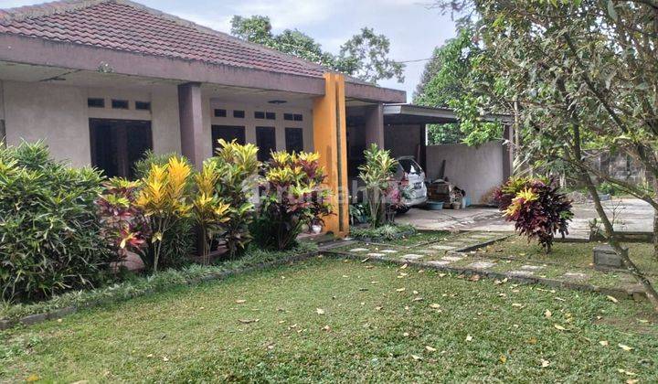 Villa Di jual cepat suasan sejuk asri di cijeruk bogor selatan  1