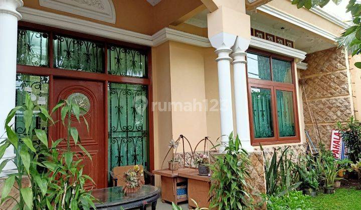 Rumah Bernuansa Asri Yang Kokoh di Kota Bandung 2