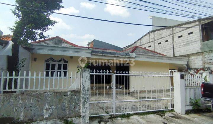 Dijual rumah tua hitung tanah di pejaten barat 1