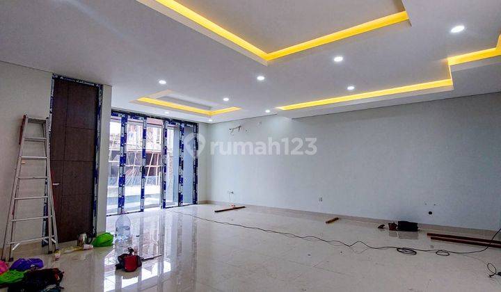 Dijual Rumah Baru Siap Huni 3 Lantai Andara Cinere Harga 3,35m Nego 2