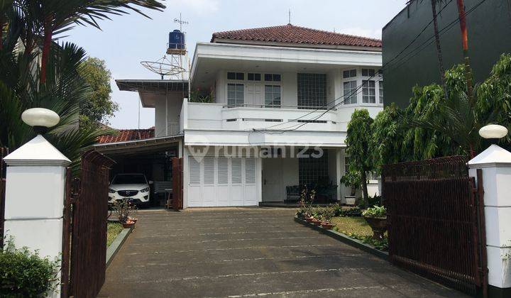 Rumah Cantik Wijaya Kusuma Luas 740 Ada Pool Furnish 17,5 M Nego 1