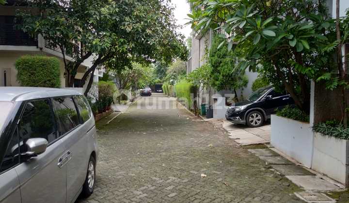 Townhouse 2 Lantai Fatmawati FF Dengan Pool Dan 1 Kamar Dibawah 2