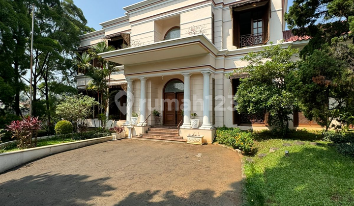 Nice House Ready to Live Below Market Price in Cilandak Near Toll Road Nice House Ready to Live Below Market Price in Cilandak Near Toll Road