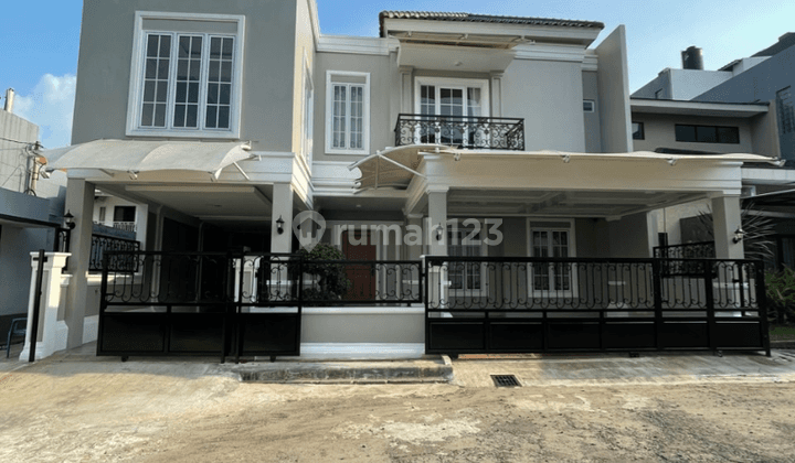 RUMAH MEWAH MODERN TROPICAL DALAM KOMPLEK JAGAKARSA HARGA 5M NEGO 1