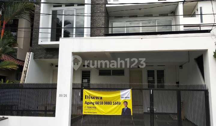 Disewakan Rumah Asri dan Nyaman dengan Game Room di Cilandak 200 Juta Nego Disewakan Rumah Asri dan Nyaman dengan Game Room di Cilandak 200 Juta Nego