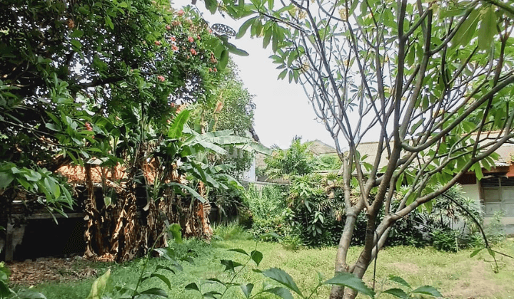 Rumah Hitung Tanah Di Kemang Jakarta Selatan 2