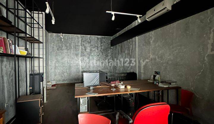 Dijual ruko 2 lantai siap pakai di ciracas 1,8M nego 1