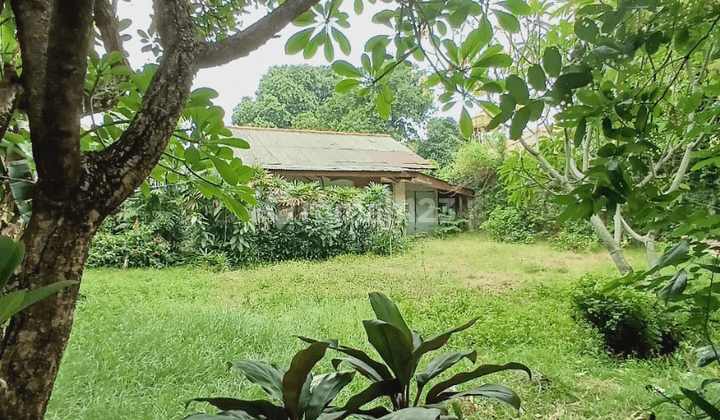 Rumah Hitung Tanah Di Kemang Jakarta Selatan 1