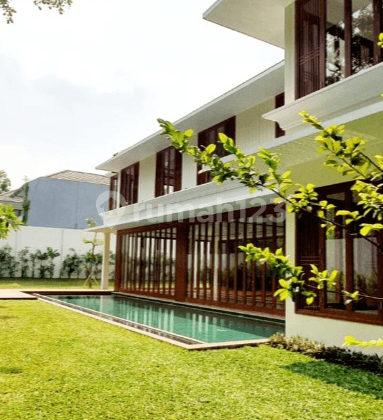 Luxurious And Serene House For Rent In Kebayoran Baru 1