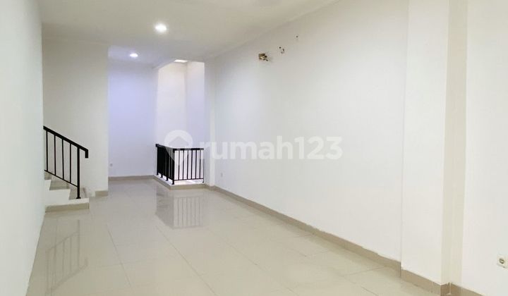 Strategic Shop House Green Lake City GLC Facing the Road 2