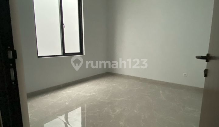 Rumah Baru Siap Huni Alam Sutera Cluster Kirana Lokasi Strategis 2