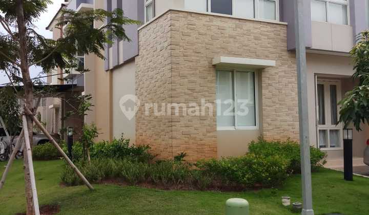 Rumah di Gading Serpong cluster Tesla 2 Lantai SHM Bagus