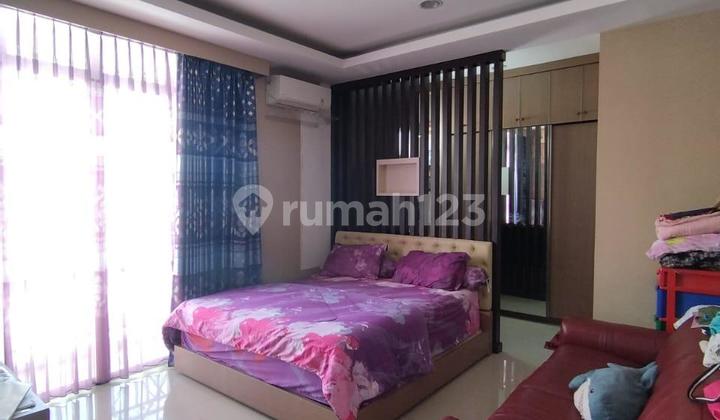 Rumah Amerika Latin Siap Huni Di Green Lake City Glc 2,5 Lantai