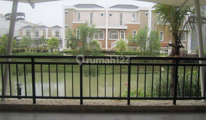 Ruko Gandeng Food city Green lake Lokasi Strategis View Danau 1