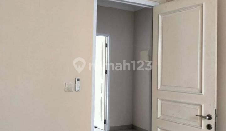 Rumah West Europe Green Lake Glc Hadap Utara 2