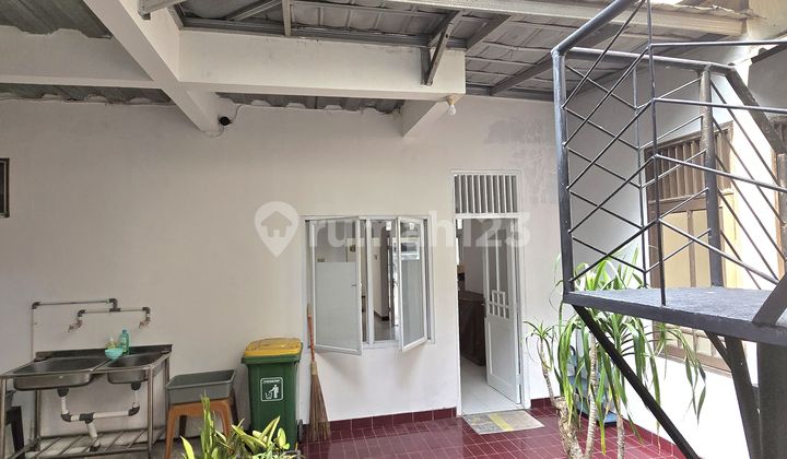 Rumah Lokasi Strategis Jalan Utama Cocok Untuk Usaha, Bintaro Jaya Tangerang Selatan 2