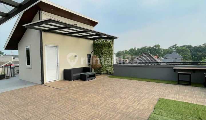 Rumah Renovasi Siap Huni ada Rooftop di Bintaro Jaya sektor 7
