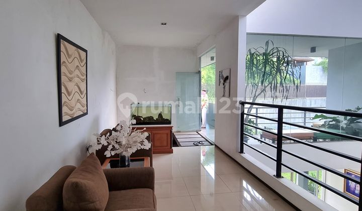 Flamingo Bintaro Jaya Sector 9 Luxury House Comfortable and Safe Environment Flamingo Bintaro Jaya Sector 9 Luxury House Comfortable and Safe Environment
