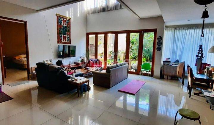 Dijual Rumah Mewah di Lingkungan Asri Giri Loka Bsd 1