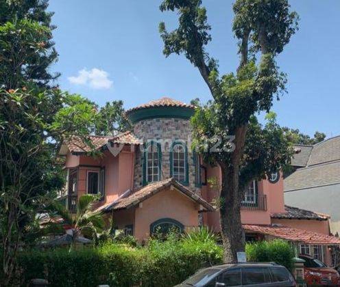 Dijual Rumah Mewah Halaman Luas di Bintaro Sektor 9 1