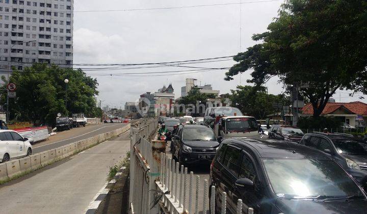 Dijual Rumah Hitung Tanah Pinggir Jalan di Menteng Jakarta Pusat 2