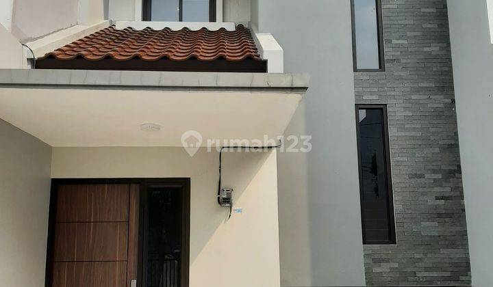 Dijual Rumah Siap Huni, Nyaman Dan Murah di Meruya Utara 1