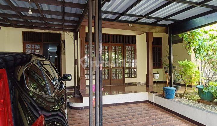 Dijual Rumah Asri Dan Siap Huni di Bintaro Sektor 3 2