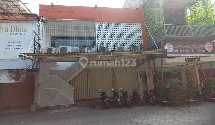 Dijual Ruko Gandeng Lokasi Strategis di Graha Raya 1