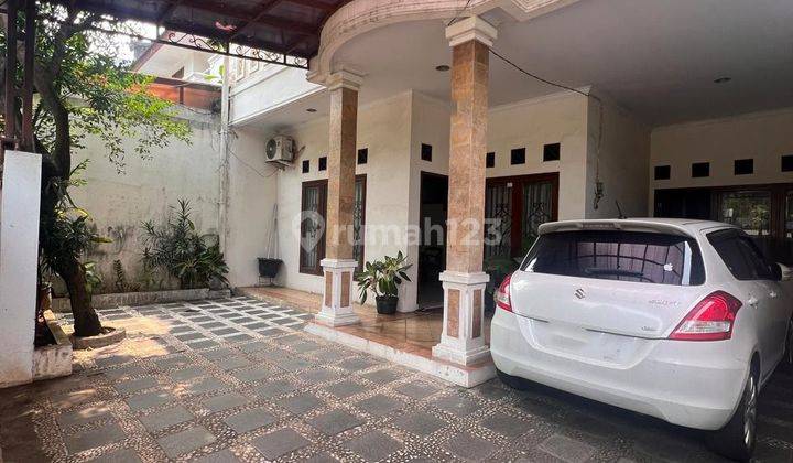 Rumah 2 Lantai Siap Huni dengan Hunian Nyaman @Bintaro 1