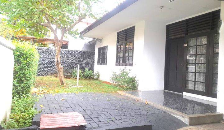 Dijual Murah Rumah Luas di Bintaro Sektor 3 1