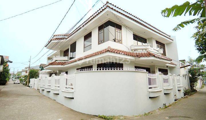 Dijual Rumah Bagus 2 Lantai Full Furnish di Pondok Gede Bekasi 2