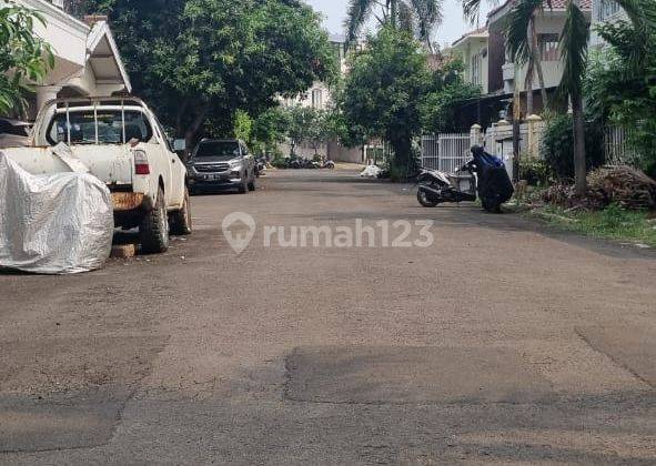 Dijual Rumah Mewah 3 Lantai di Bintaro Sektor 9 2